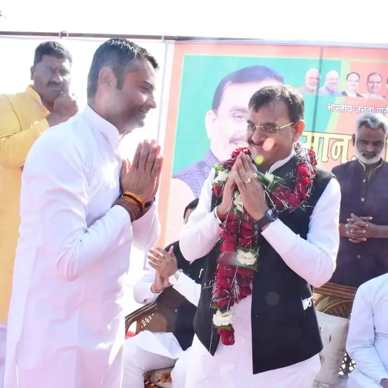 दीनदयाल उपाध्याय जी जन्मजयंती के अवसर पर वृक्षारोपण